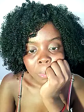 Webcam Model (YasuriLovers)  is live.Free join now!