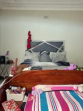 ThickianaRider webcam