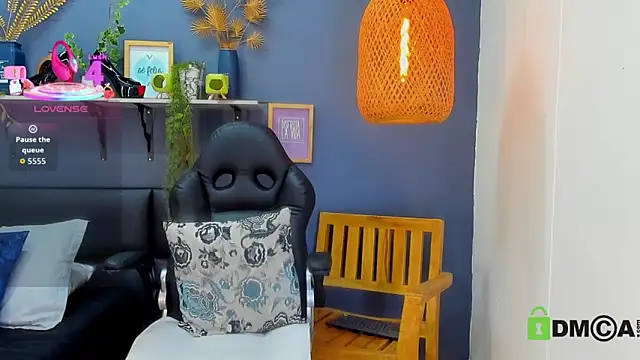 yessila_parker webcam