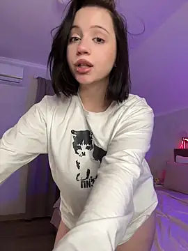 YourLittleDevil webcam