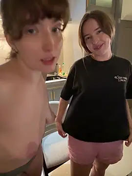 nura_n_sarah (G young) - NURA PUSSY CLOSE UP