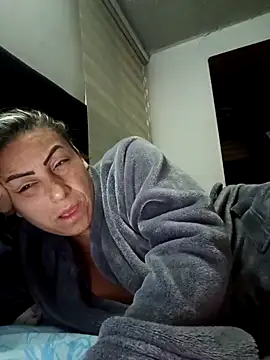 Webcam Model (maynor_1998)  is live.Free join now!