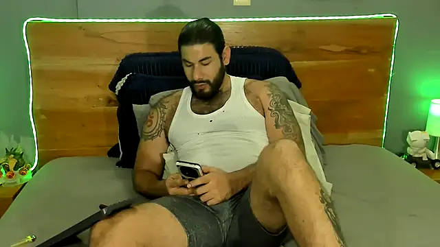 Prometeo-grizzly live sex cam