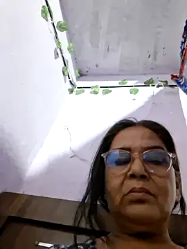 Shalini3456 webcam
