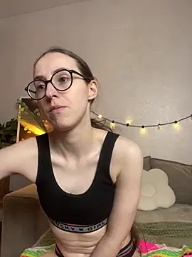 martiniiselenna - MartiniiSelenna's free webcam - UK Sex Cams