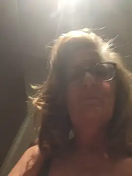 SultrySummer68 webcam