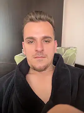 Huge_cock22cm webcam