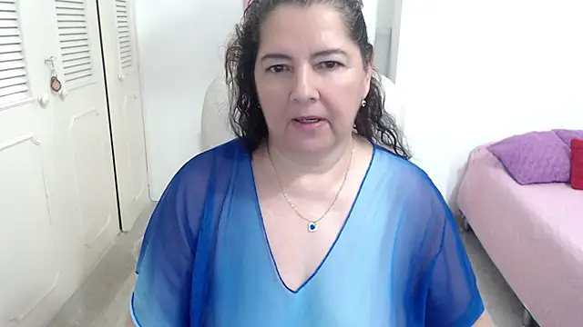 leonela_69 webcam