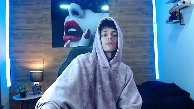 AmethystShadow17 webcam