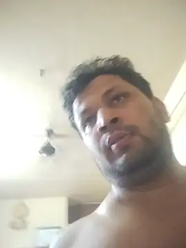 pravin_paid_boy10 (M young) - Earning