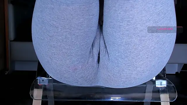 Cameltoe_squirt_inPants webcam