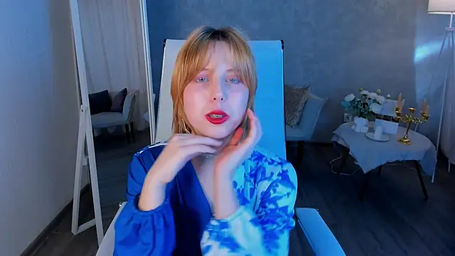 VivienneHebert webcam