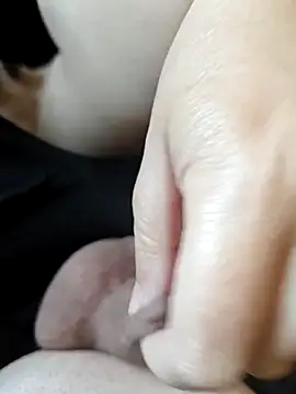 MadaamJizz_DickLewd webcam