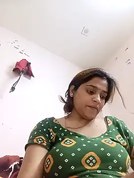 Trisha_71 webcam