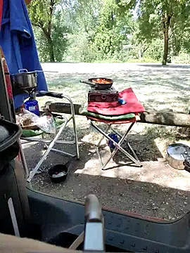 Webcam Model (Hot-Muci)  is live.Free join now!