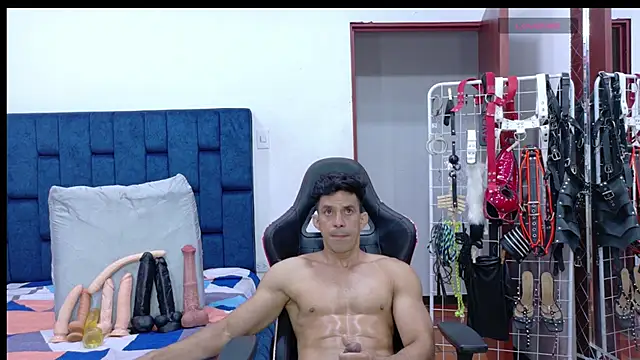 joserumbero26 (M young) - 🔥Fuck me hard I like it +cum