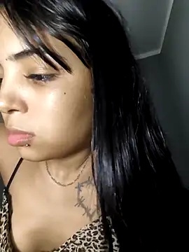 livia_diaz (F young) - Blowjob dildo/ Bqt no consolo