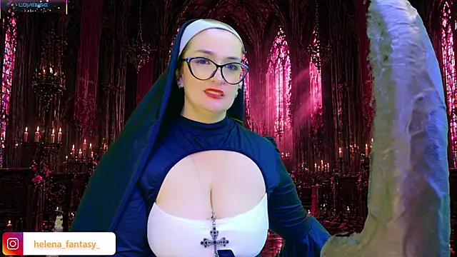 helenas_fantasy webcam