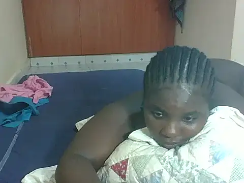 hotebbbyy webcam