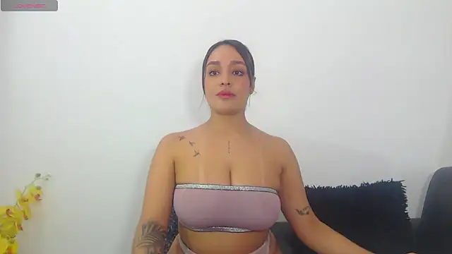 RenataBrown webcam