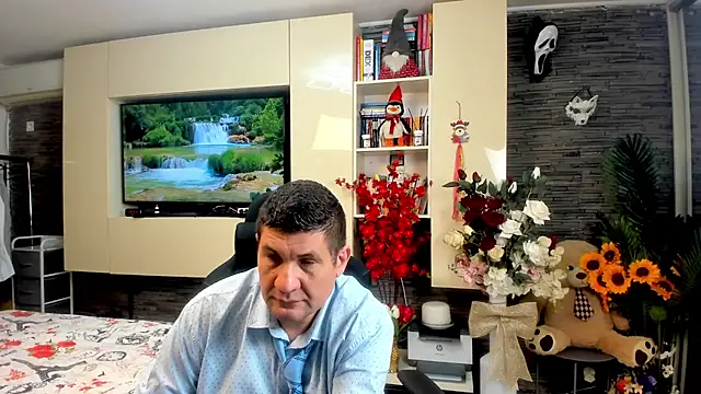 SpartacusDaddy48 webcam