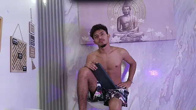 DIAMOND_BLACKS webcam