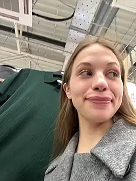 olivia_jemison (F young) - Take off my clothes and swear pussy juse