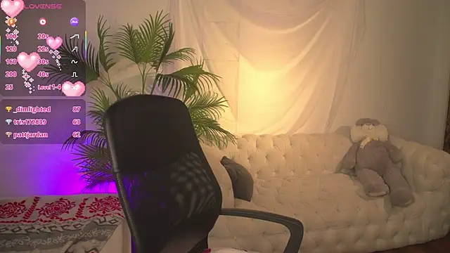 zoeforrd (F teen) - show panties