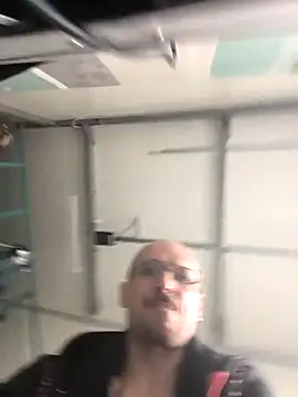 TavoEskort123 webcam