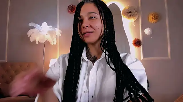 Aisha_Goldenstein webcam