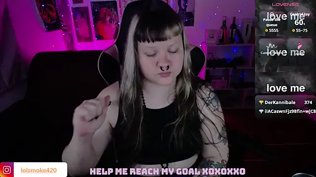 Bdsm_and_fries webcam