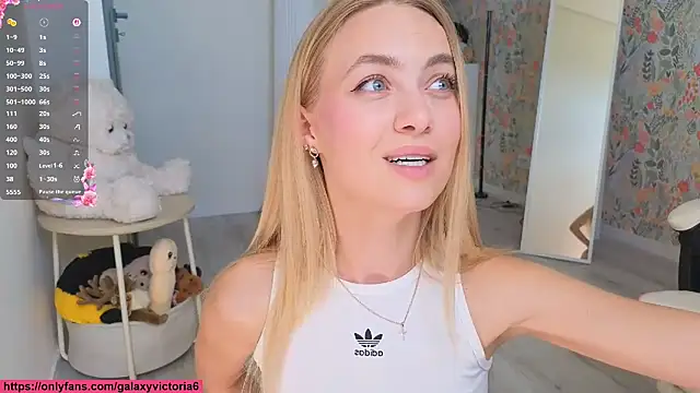 brilliantvictoria webcam