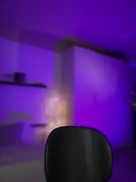 condes_carmen (F young) - topless toy control