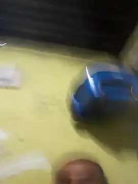 m-a-g-n-a-t-a webcam