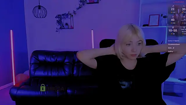 _sabrina_moore (Ask my age) - show boobs