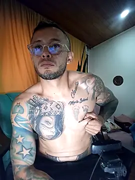 sebastian_horny webcam