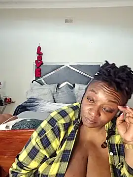 ThickianaRider live sex cam