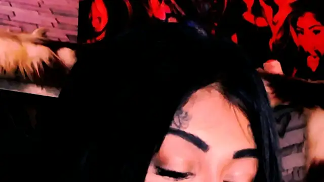 indian_dreamgirl webcam