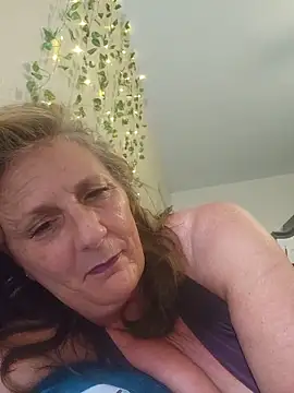 SultrySummer68 webcam