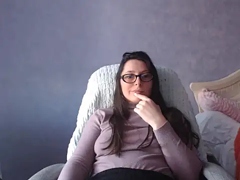 luckylisa23 - LuckyLisa23's free webcam - UK Sex Cams