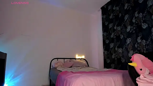 AnnexedPistol webcam