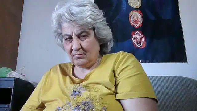 ExquisiteMature live sex cam