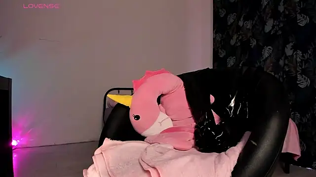 AnnexedPistol live sex cam