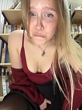  Liza_risky chat room