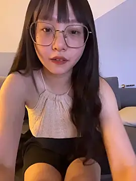 美女Khaleesi_ying_在线直播