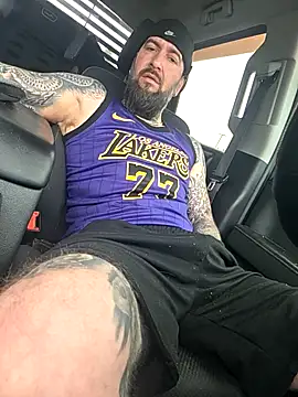 Beardedtattood's live cam