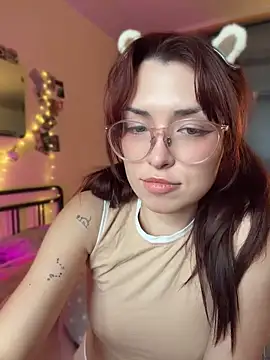 Evangeline_Lawrence_ webcam