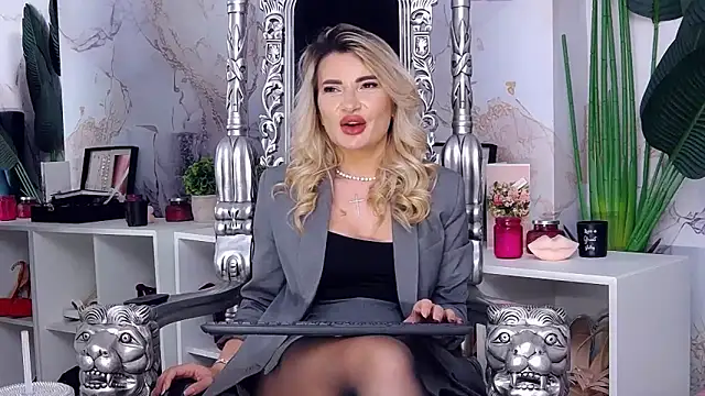 NightshadeIris webcam