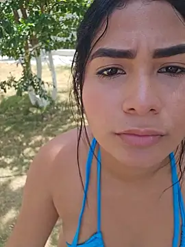 Laura_Maverick webcam