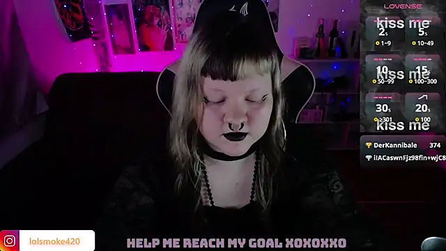 Bdsm_and_fries webcam